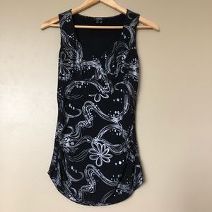 {XOXO} Black & Silver Sleeveless V-Neck Tank Top